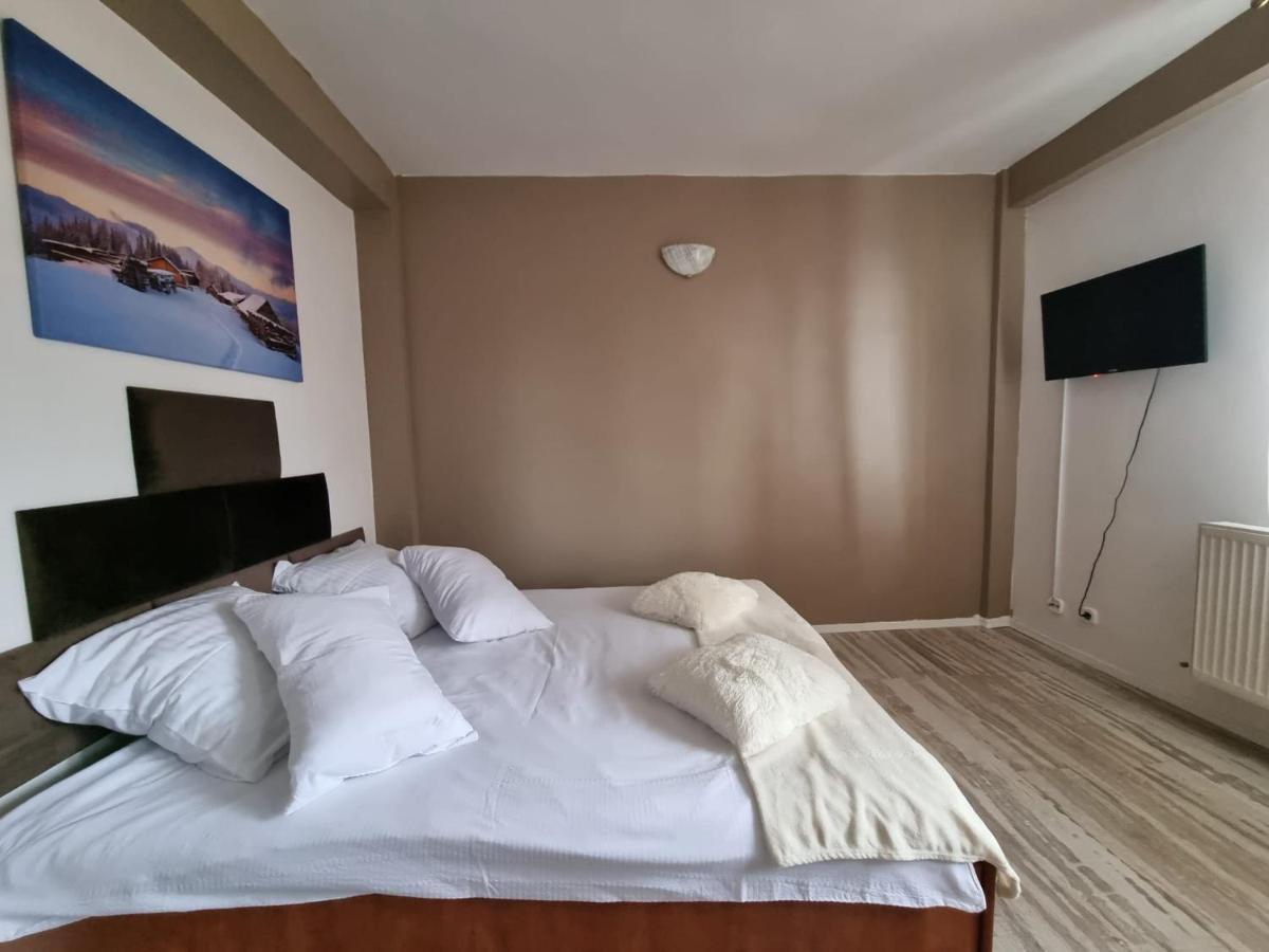 Vila Luna Predeal Bagian luar foto